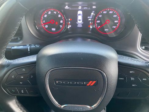 Used 2023 Dodge Charger SXT w/ Blacktop Package image 19