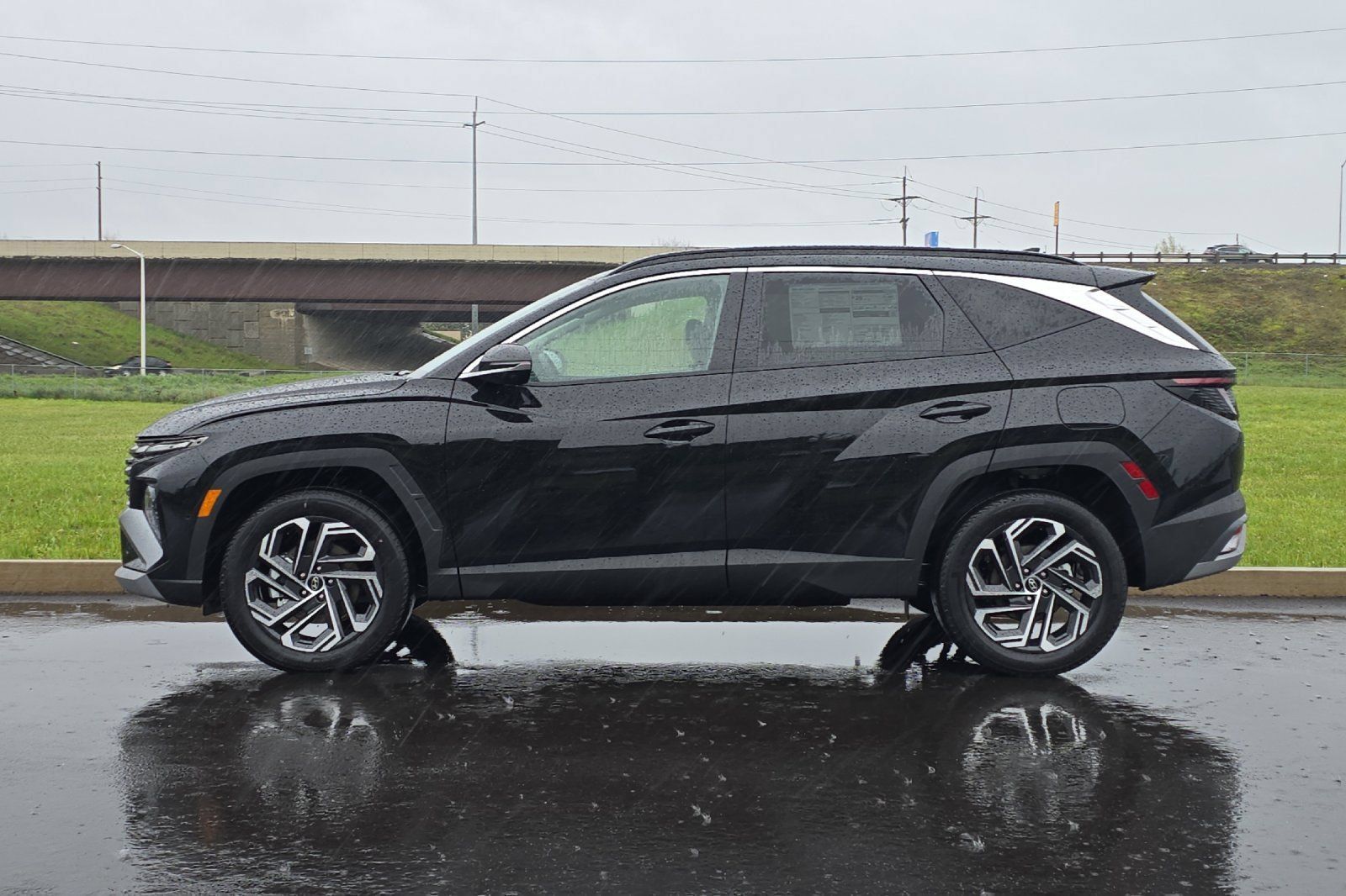 New 2026 Hyundai Tucson Limited AWD/4WD image 6