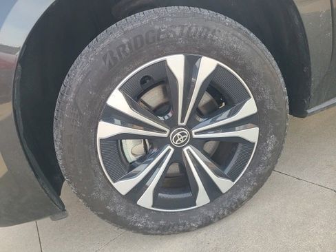 Used 2024 Toyota bZ4X XLE image 12