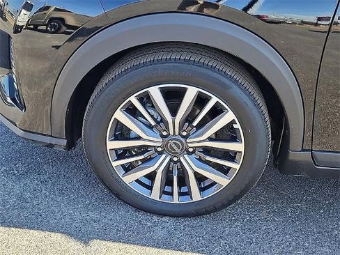 Used 2024 Nissan Kicks SV image 13