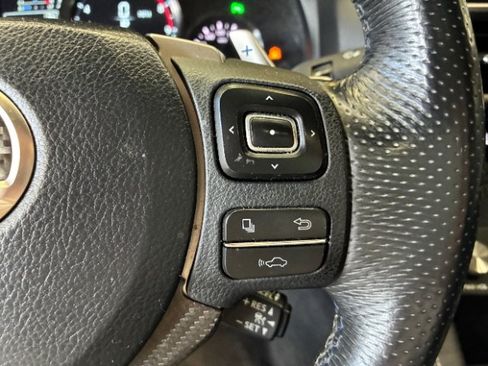 Used 2017 Lexus RC F w/ Premium Package RWD image 16