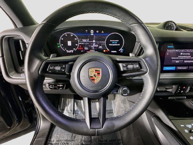 Used 2024 Porsche Cayenne AWD/4WD image 12