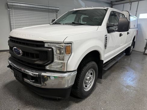 Used 2021 Ford F250 XL w/ Power Equipment Group AWD/4WD image 2