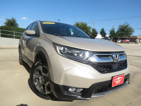 Used 2017 Honda CR-V EX image 2