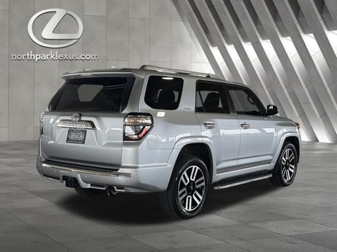 Used 2024 Toyota 4Runner Limited AWD/4WD image 11