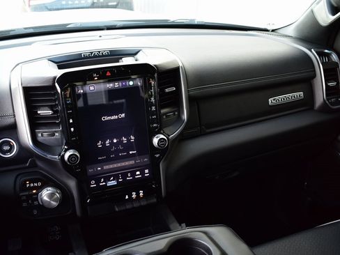 Used 2025 RAM 1500 Laramie image 36