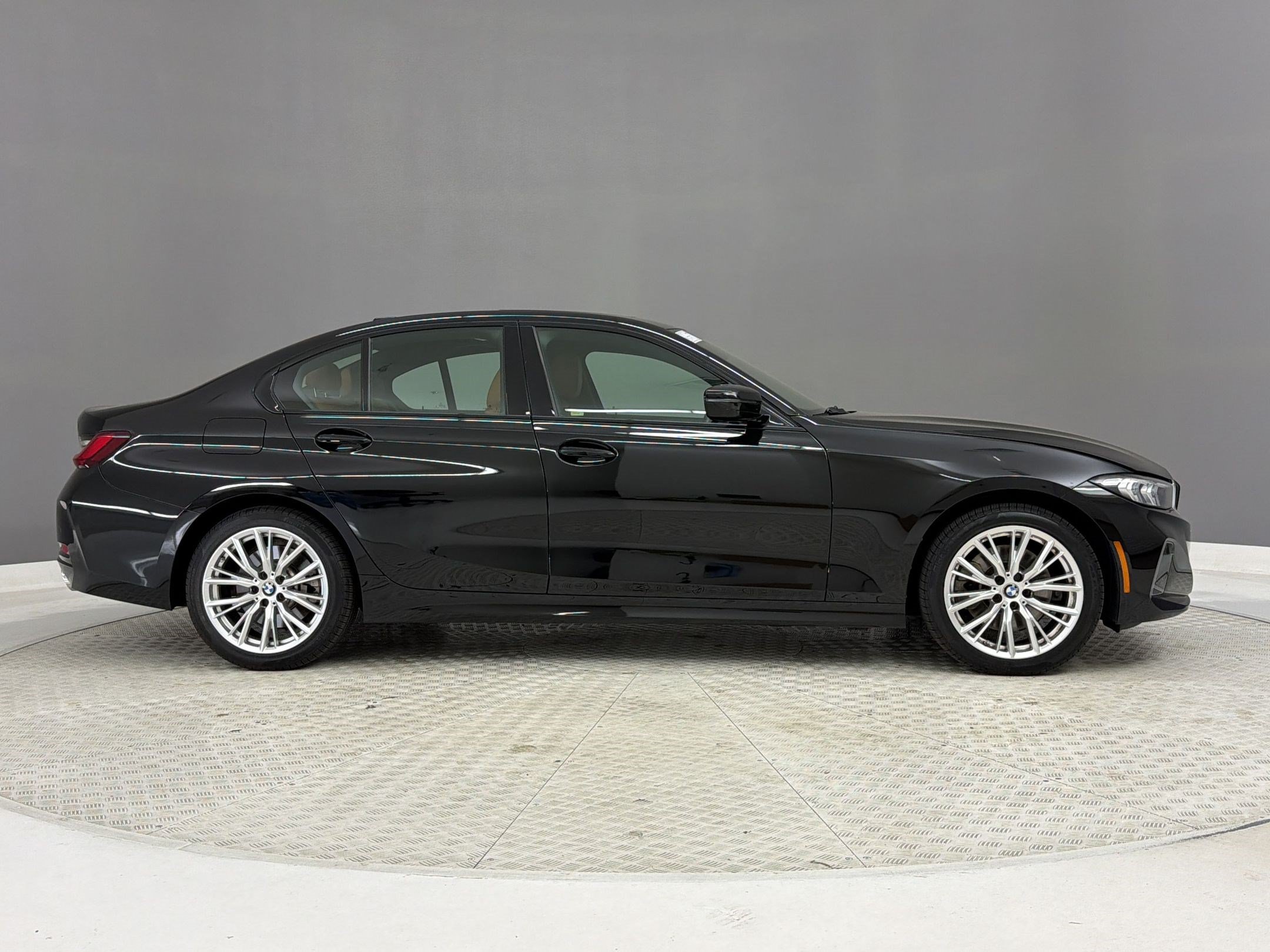 Certified 2023 BMW 330i Sedan w/ Driving Assistance Package RWD image 8