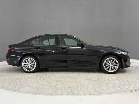 Used 2023 BMW 330i Sedan w/ Driving Assistance Package RWD image 8