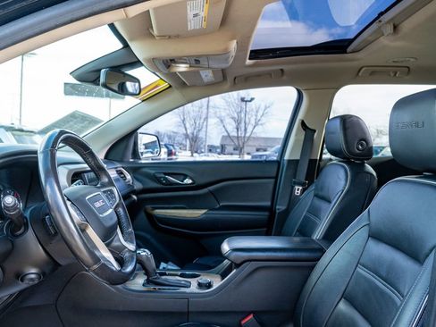 Used 2017 GMC Acadia Denali image 29