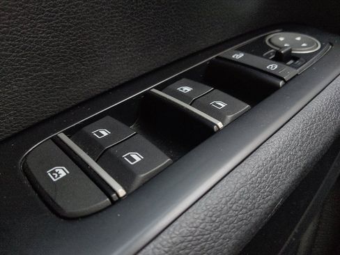 Used 2020 Kia Soul S FWD image 27
