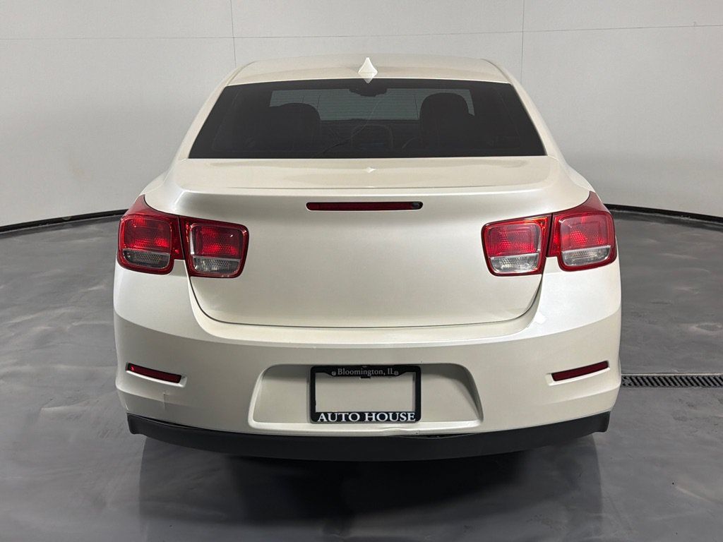 Used 2013 Chevrolet Malibu LT FWD image 6