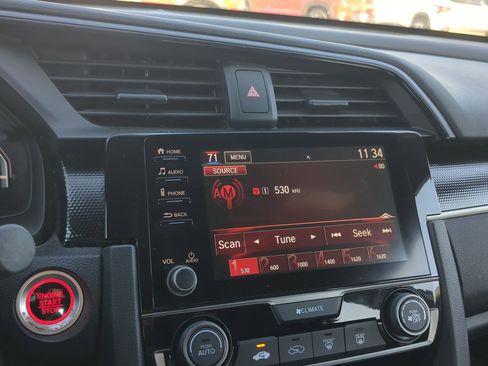 Used 2020 Honda Civic Sport image 15