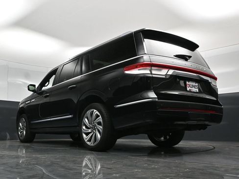 Used 2022 Lincoln Navigator L Reserve AWD/4WD image 67