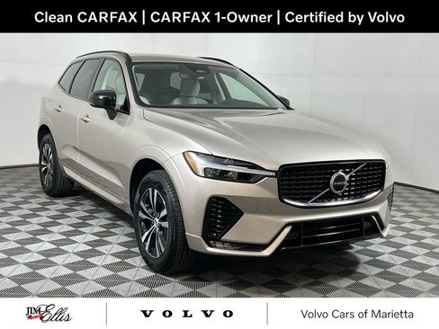 Certified 2025 Volvo XC60 B5 Core image 1