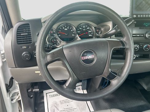 Used 2011 GMC Sierra 3500 W/T RWD image 11