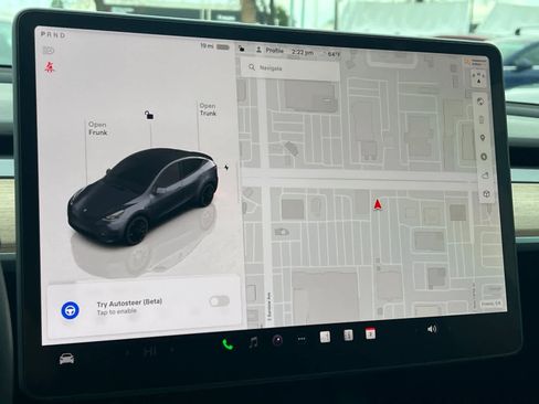 Used 2022 Tesla Model Y Performance image 20