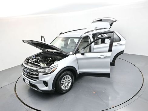 New 2026 Ford Explorer Active w/ Active Comfort Package image 37