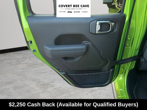 New 2025 Jeep Gladiator Willys image 20
