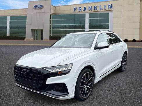 Used 2023 Audi Q8 Prestige AWD/4WD image 3