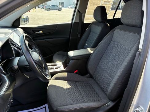 Used 2022 Chevrolet Equinox LT AWD/4WD image 27