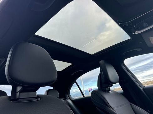 Used 2025 Mercedes-Benz C 300 4MATIC Sedan image 20