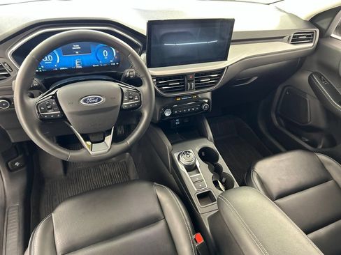 Used 2023 Ford Escape Platinum AWD/4WD image 14