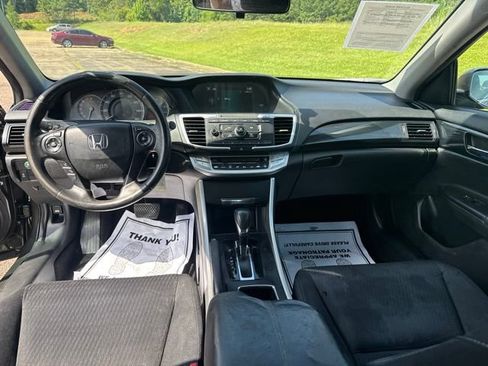 Used 2015 Honda Accord Sport image 13