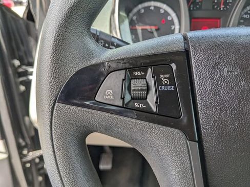 Used 2017 GMC Terrain SLE FWD image 28