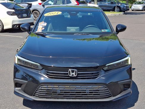 Used 2024 Honda Civic Sport image 2