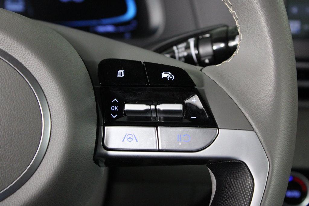 Certified 2026 Hyundai Elantra Sport FWD image 26