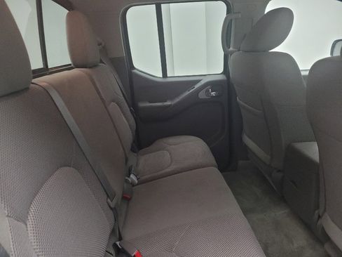 Used 2018 Nissan Frontier SV w/ Value Truck Package RWD image 19