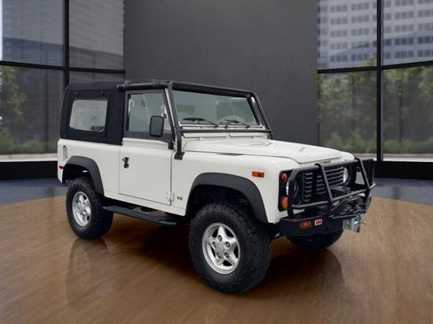 Used 1997 Land Rover Defender 90 AWD/4WD image 3