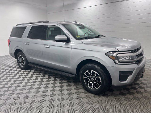 Used 2024 Ford Expedition Max XLT AWD/4WD image 4