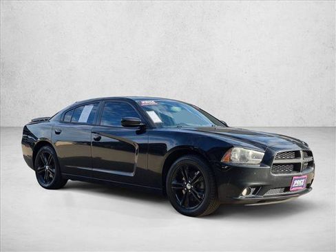 Used 2013 Dodge Charger SXT Plus AWD/4WD image 3