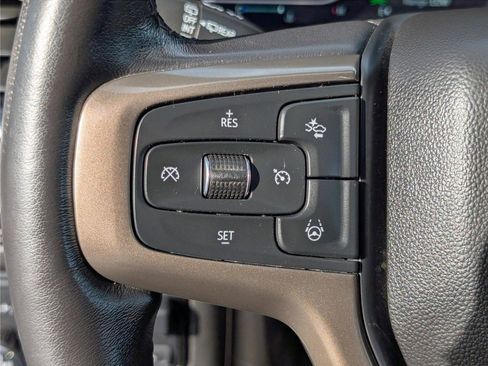 Used 2023 Chevrolet Suburban High Country w/ Advanced Technology Package image 28