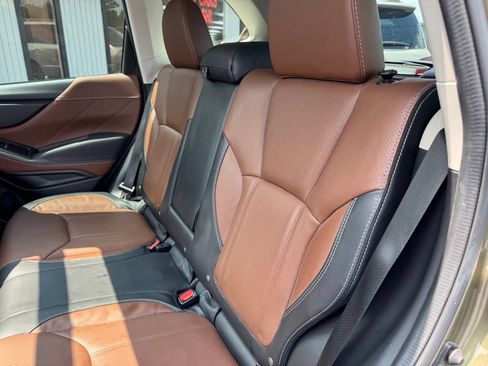 Used 2023 Subaru Forester Touring AWD/4WD image 19