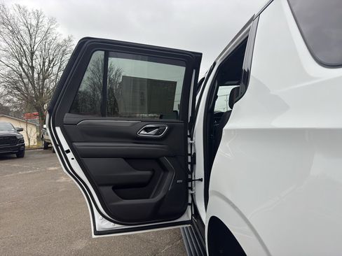 Used 2022 GMC Yukon AT4 image 19