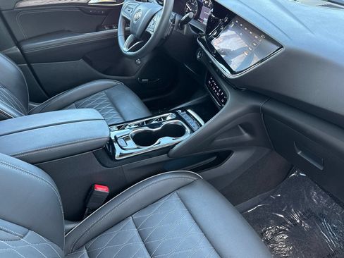 Certified 2023 Buick Envision Avenir AWD/4WD image 17