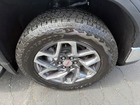 Used 2026 GMC Sierra 1500 SLT w/ SLT Premium Plus Package AWD/4WD image 7
