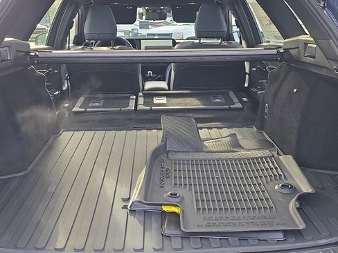 New 2025 Toyota Crown Signia image 10