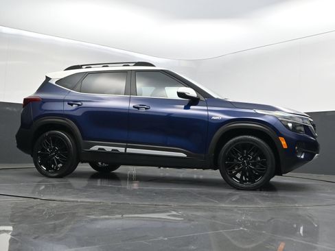 Used 2022 Kia Seltos Nightfall Edition AWD/4WD image 43