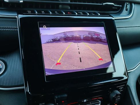 Used 2025 Jeep Grand Cherokee Laredo X RWD image 25