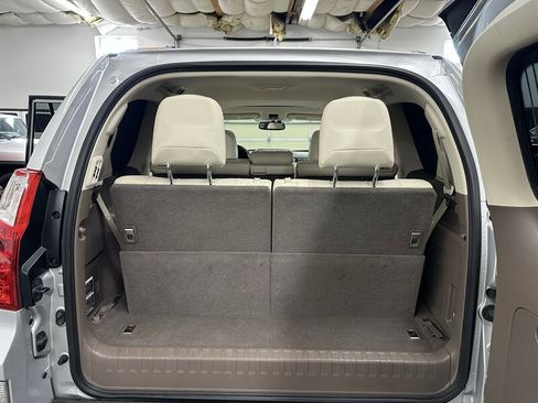Used 2012 Lexus GX 460 Premium AWD/4WD image 20