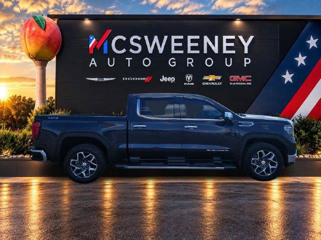 Used 2023 GMC Sierra 1500 SLT w/ SLT Premium Plus Package AWD/4WD image 6