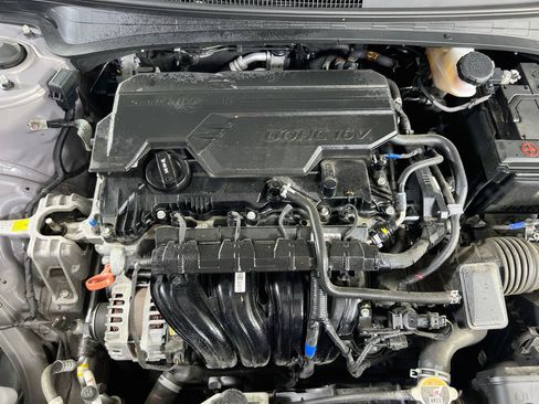 Used 2023 Hyundai Elantra Limited FWD image 31