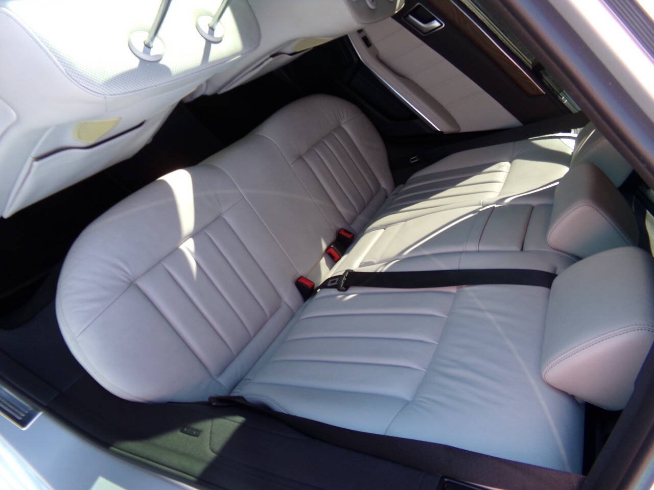 Used 2016 Mercedes-Benz E 350 4MATIC Wagon image 15