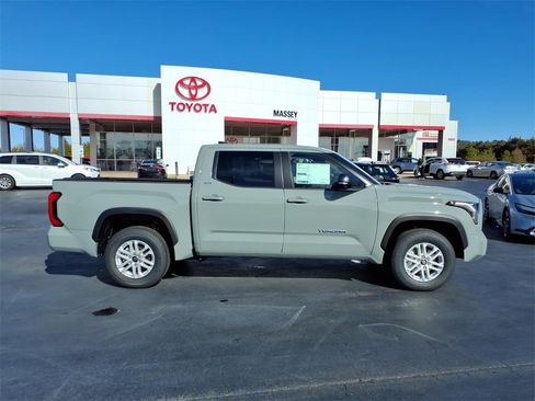 New 2026 Toyota Tundra SR5 image 2
