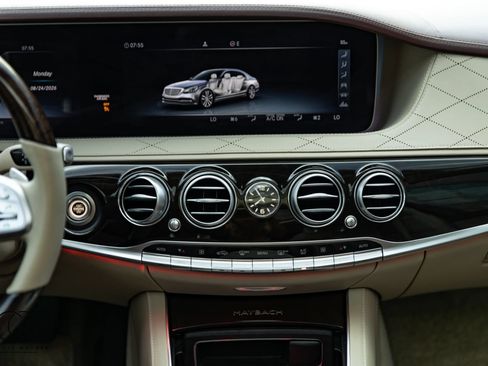 Used 2018 Mercedes-Benz Maybach S 650 image 45