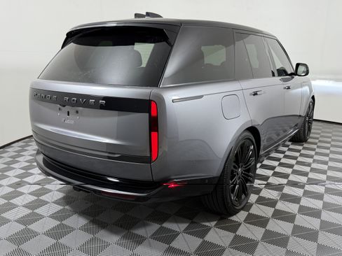 Certified 2025 Land Rover Range Rover SE AWD/4WD image 7