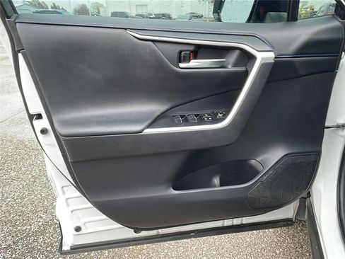 Used 2019 Toyota RAV4 XSE image 20